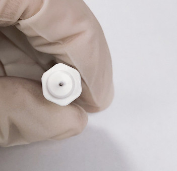 Aiguille concentrique jetable de la nouvelle version EMG avec la poignée en plastique blanche